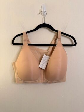 42D Shapellx Seamless Front-Close Bra